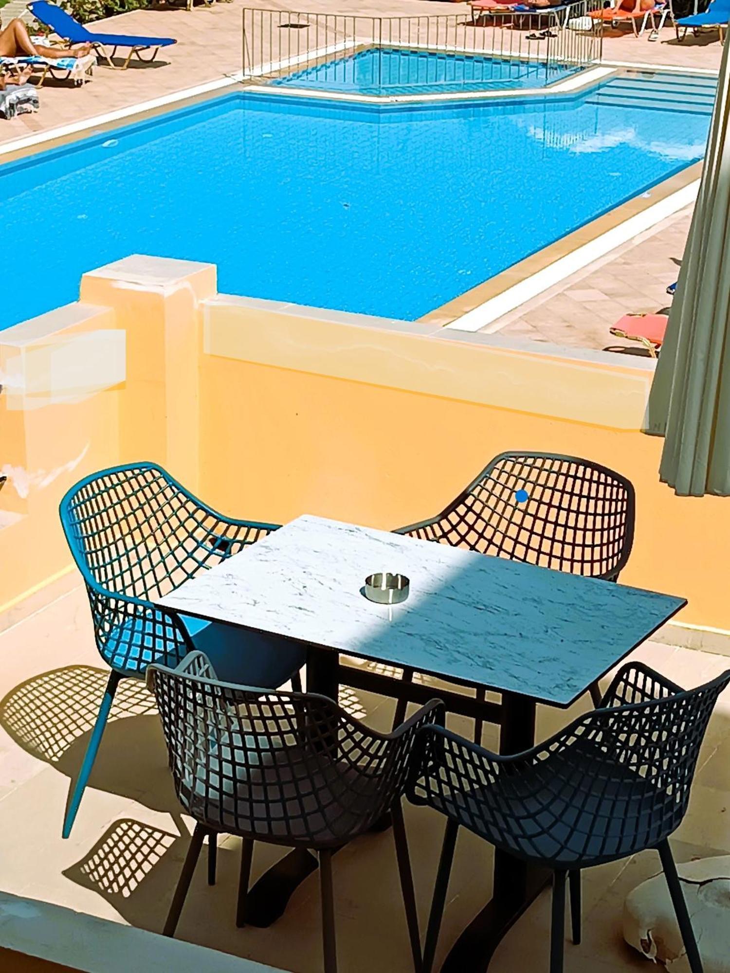 Sofia Beach Apartments カボス エクステリア 写真